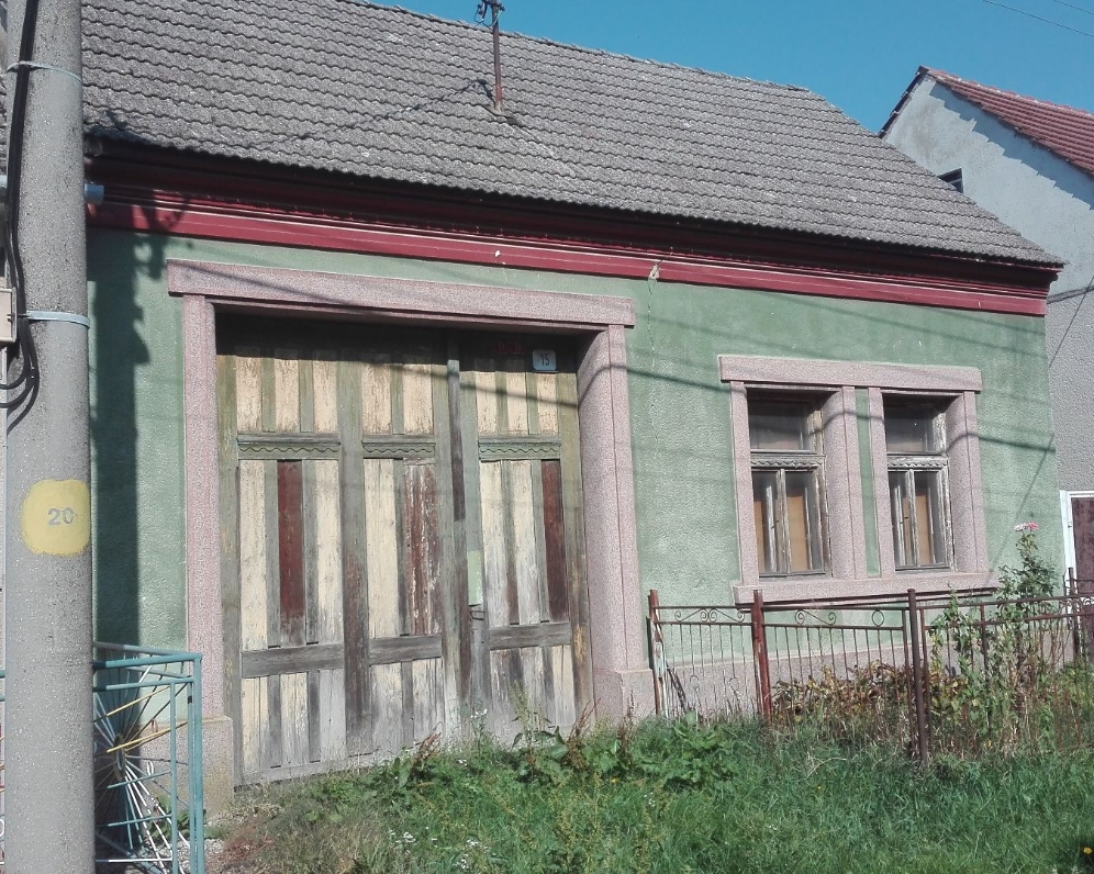 Rodinný dom 2+1 Bašovce s veľkým pozemkom 3400 m2