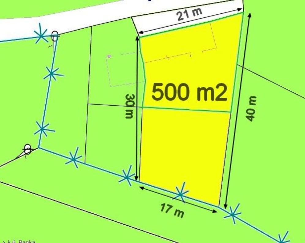 Stavebný pozemok 500 m2 Banka