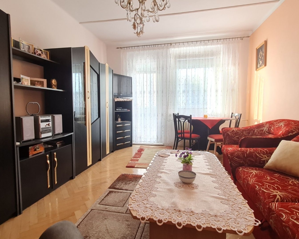 DVOJIZBOVÝ BYT 50 M2, BALKÓN - PIEŠŤANY, TEPLICKÁ