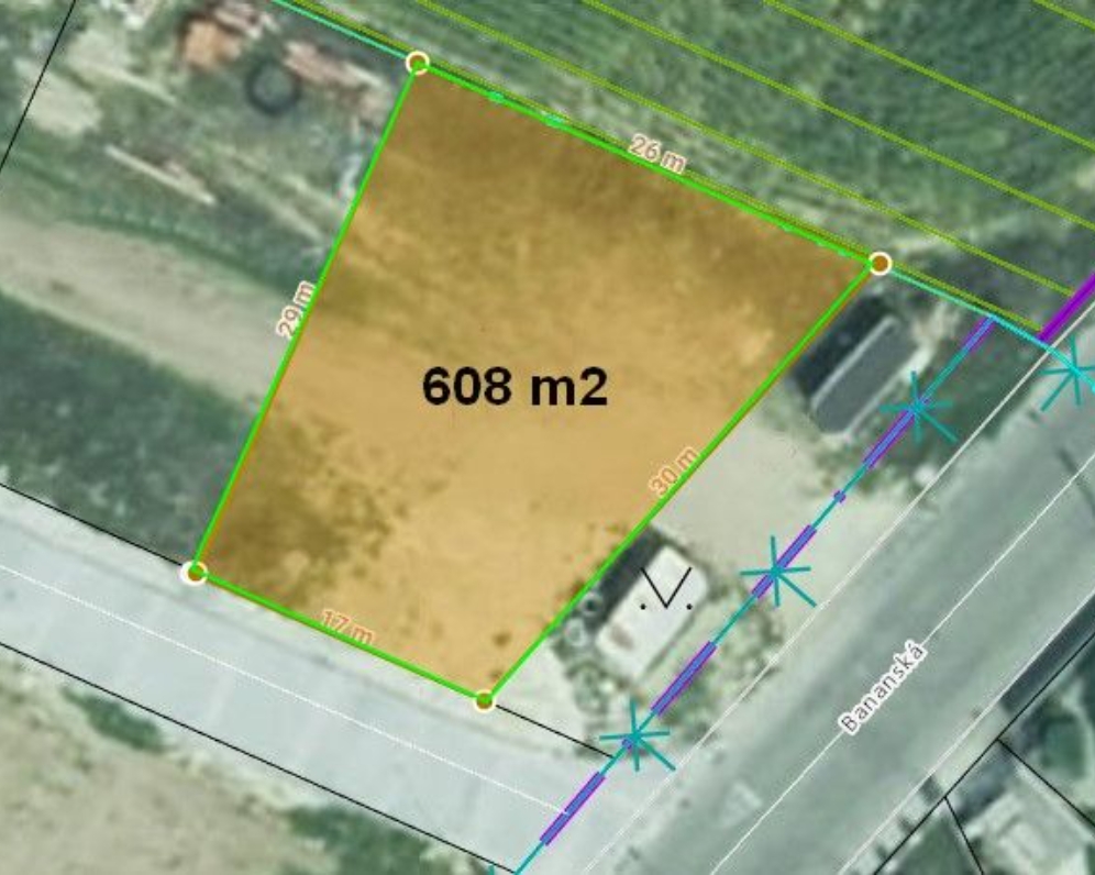 Stavebný pozemok 608 m2 vedľa kúpeľov Piešťany - Banka