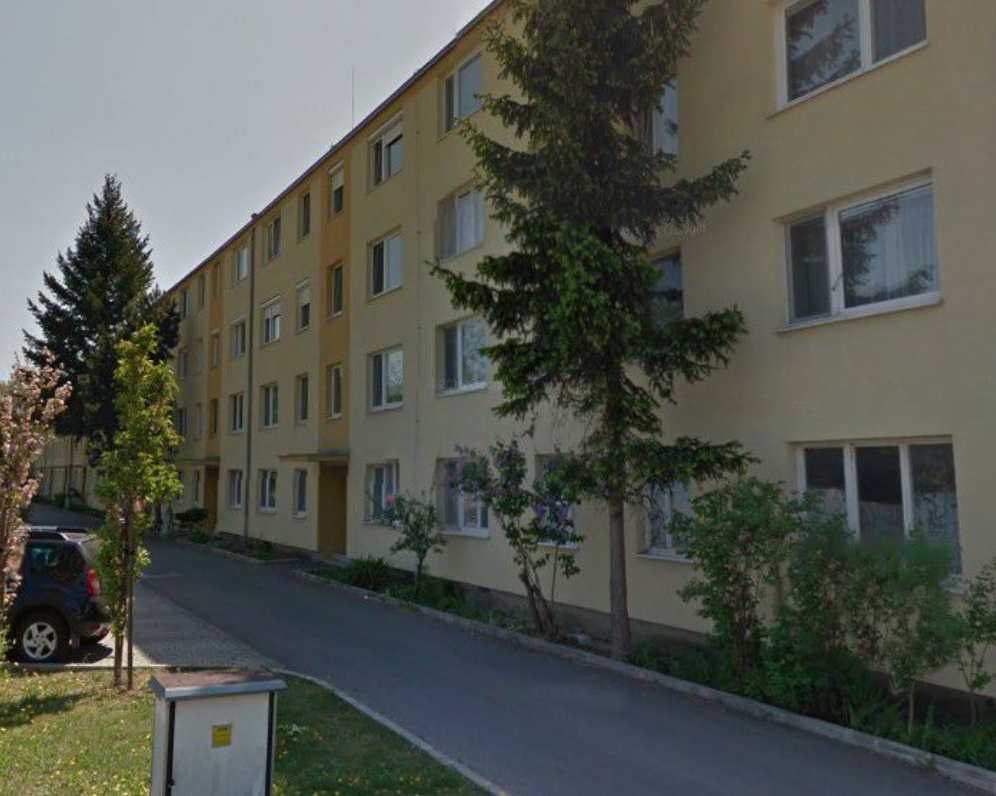 3 IZBOVÝ BYT  63 M2 PIEŠŤANY, A.HLINKU