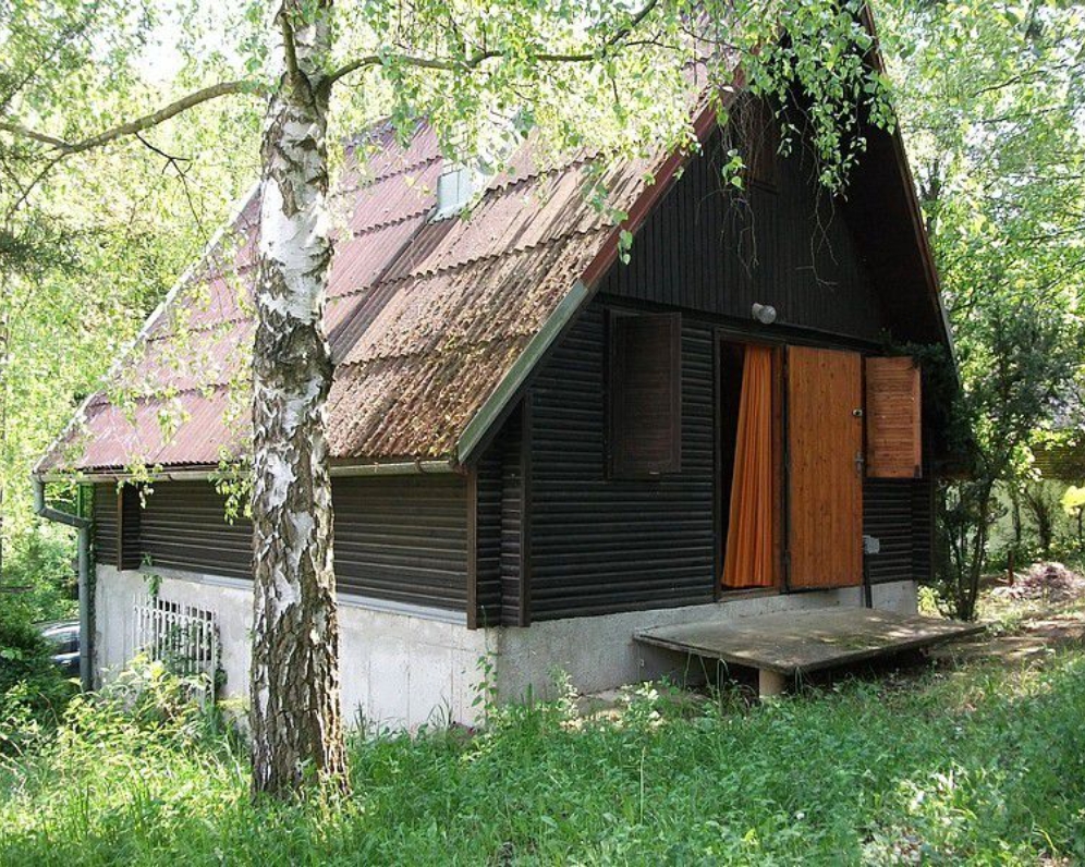 CHATA S POZEMKOM 400m2 MORAVANY NAD VÁHOM okr. Piešťany