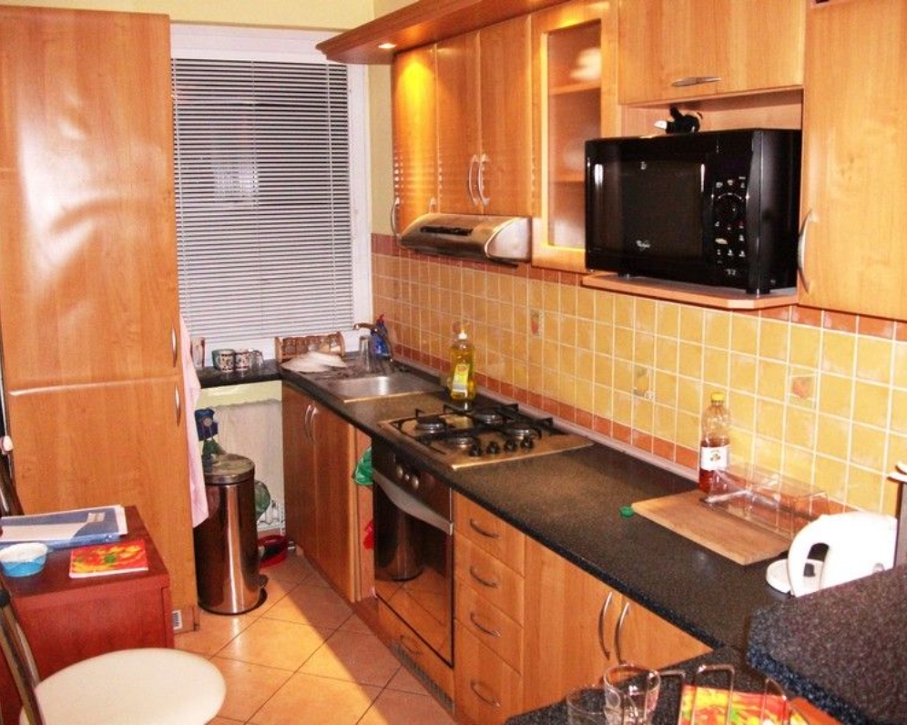 ZREKONŠTRUOVANÝ TROJIZBOVÝ BYT 66 m2 PIEŠŤANY, TEPLICKÁ