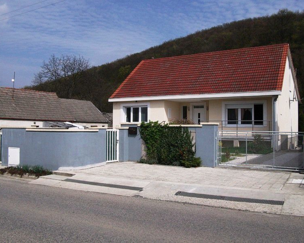 NOVOSTAVBA 6 IZB. DOMU POD HOROU, SOKOLOVCE, okr. Piešťany
