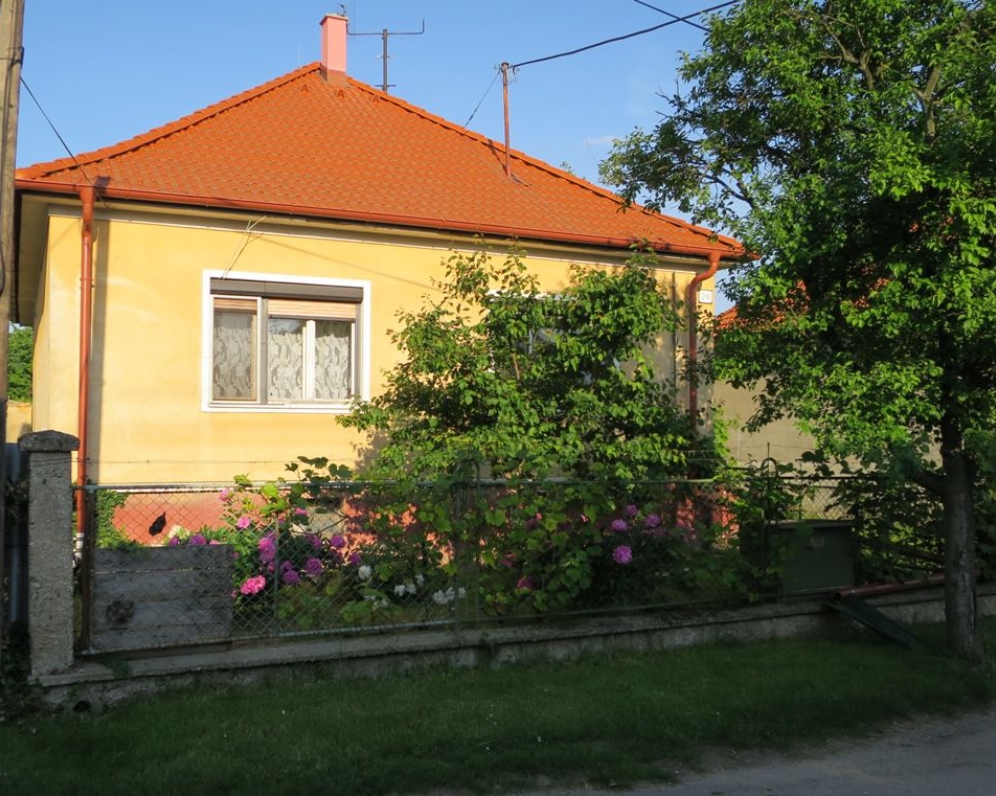 RD 3+1 Moravany nad Váhom, pozemok 1100 m2