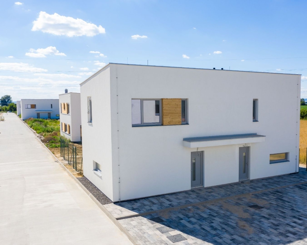3 IZB. NÍZKOENERGETICKÝ RODINNÝ DOM, SOKOLOVCE, okr. PIEŠŤANY