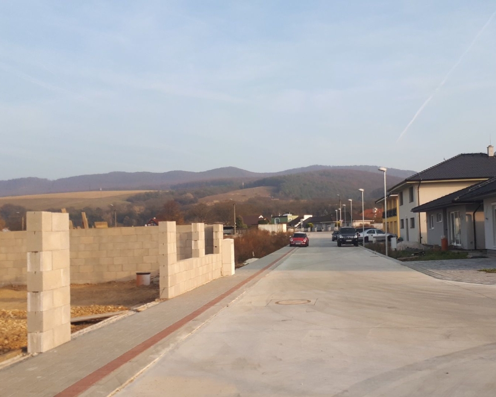 Stavebný pozemok 519 m2 vedľa kúpeľov Piešťany - Banka