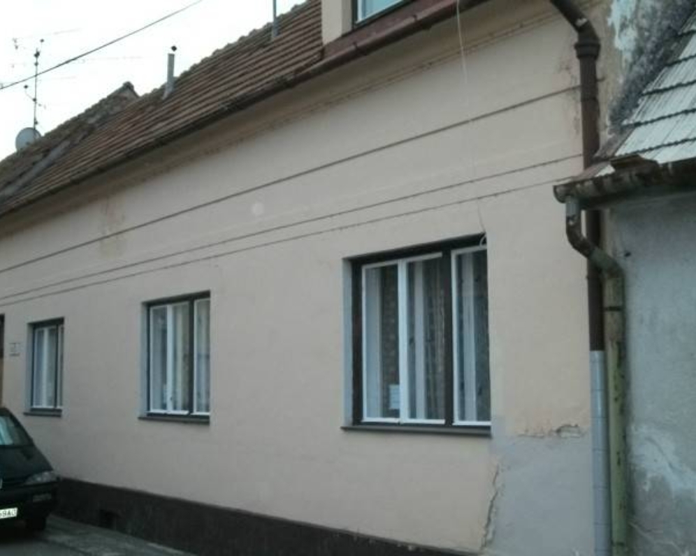 Rodinný dom 3+1 a 2+1 priame centrum Piešťany, Furdekova
