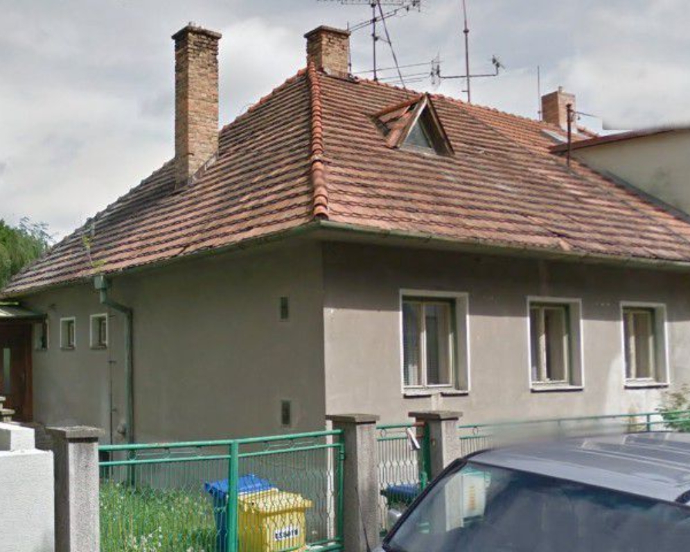 DOM 3+1 PIEŠŤANY VÁŽSKA, POZEMOK 720 M2